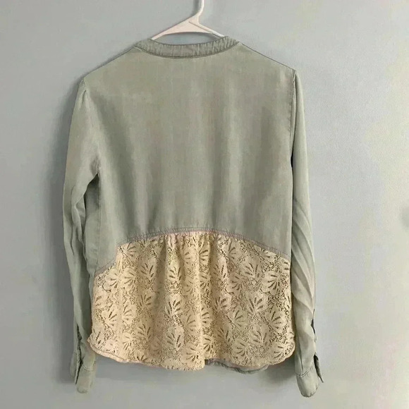 Anthropologie Holding Horses Button Down Shirt Denim Lace Blue Size S - Picture 5 of 9